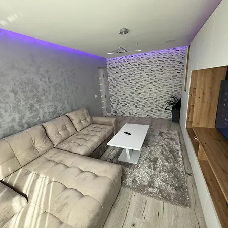 Deluxe Retreat & Business Apart Iasi Exterior photo